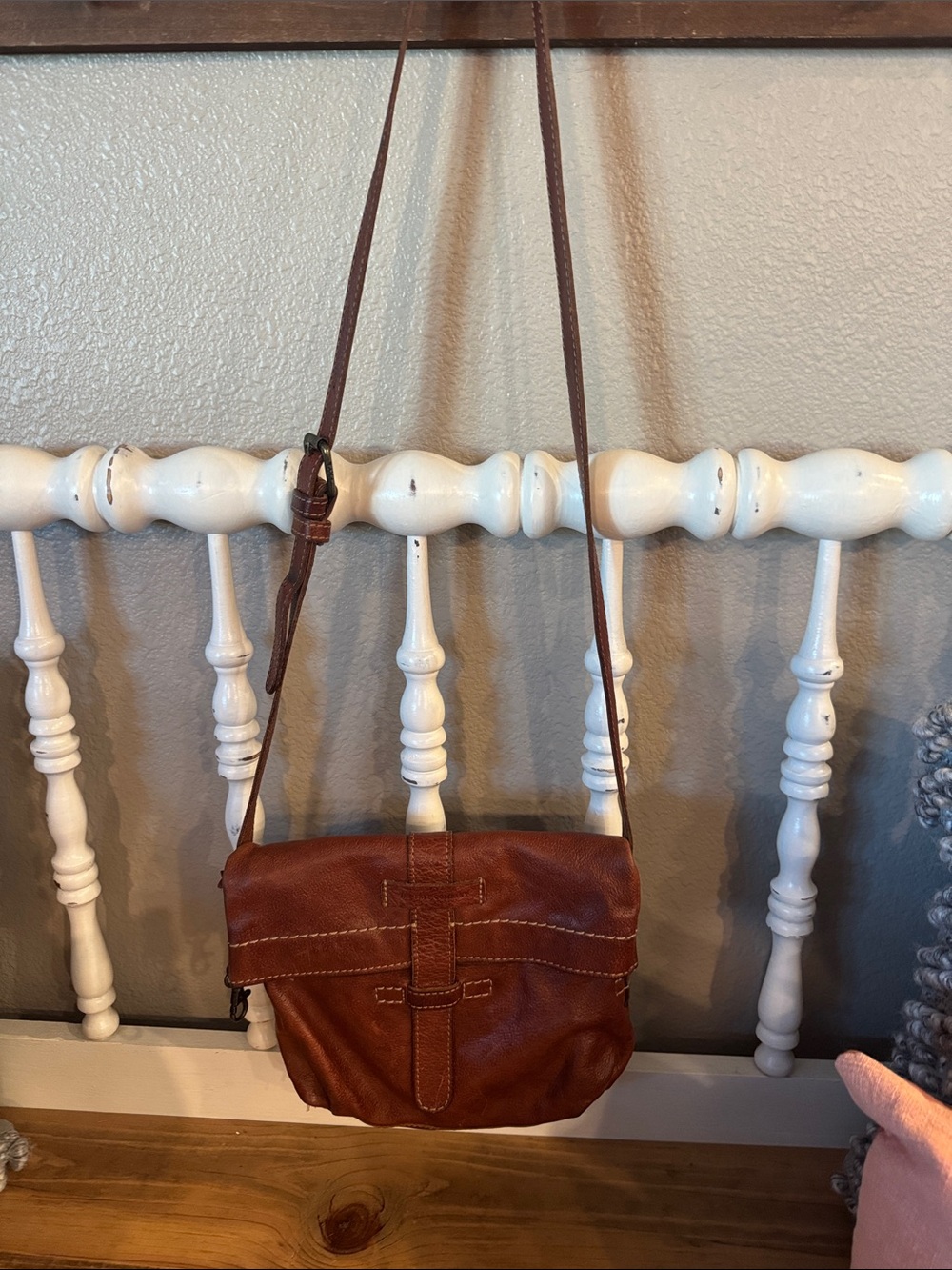 Frye like new Leather Crossbody Bag in Brown - Unbranded